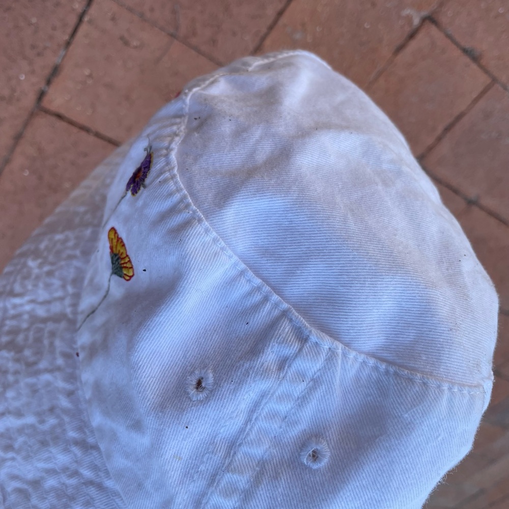 Vintage bucket hat floral embroidered white cotton bucket hat - Picture 8 of 9